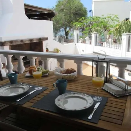 Villa Playa Honda Sleeps 4 Wifi
